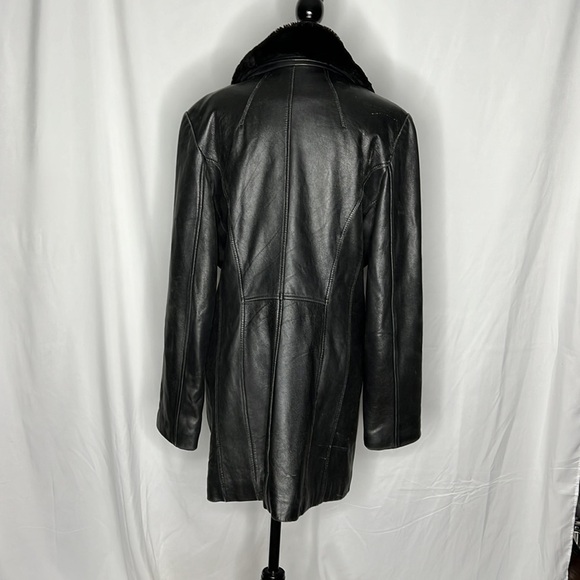 Danier Black Leather Button Up Coat - Picture 4 of 12
